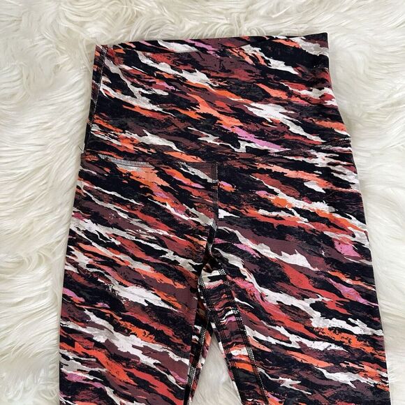 Lululemon Womens Align Legging Lunar New Year Size 2 Tiger Tide Smoky Red - Picture 5 of 6